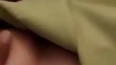 HIJABI GF REALLY HORNY GETTING ORGASM