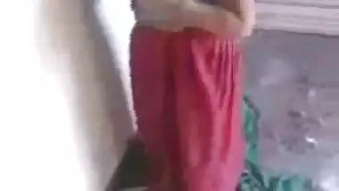 Sexy Marathi Bhabhi Showing Assets