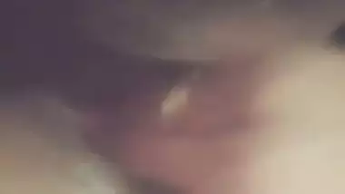 Nude desi girl shows her pink pussy in MMS