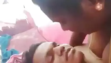 Mallu Bhabhi Ridding Dick