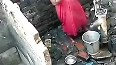 Caught my neighbour bhabhi bathing 