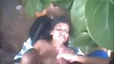 गर्म बियफ फिल्म वीडियो भारतीय लड़की आउटडोर गड़बड़ हो जाता है