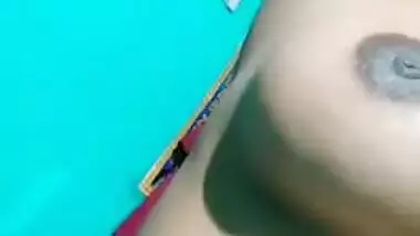 Naked Desi bitch records her huge boobs and XXX spreads her twat