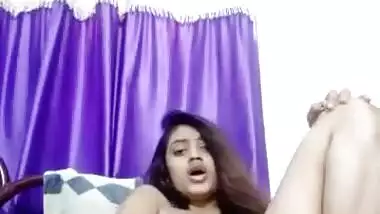 Indian girl showing pussy and fingering