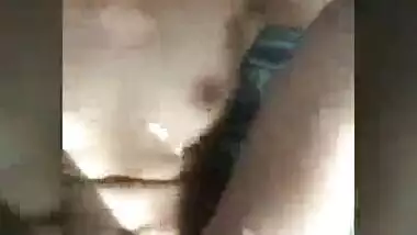 Honeymoon par bibi ki pahli chudai ka real fuck video