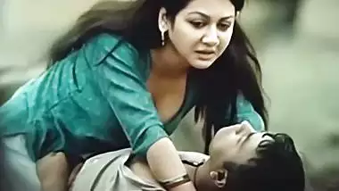 Hot Bangla outdoor sex scene in Bangla xvideo