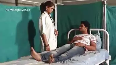 Sexy Doctor Shruti bhabhi romance with her patience