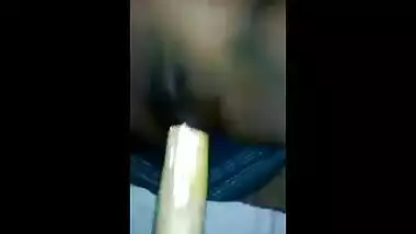 Tamil village aunty masturbating with a corn