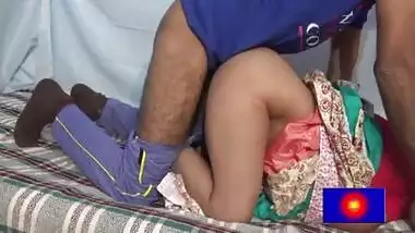 सेक्सी मौसी हॉट डॉगी स्टाइल चुदाई
