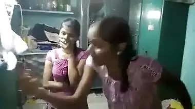 tamil lesibian school girls with audio (viral-2018)