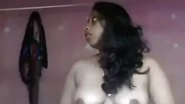 Desi village girl show her big boob