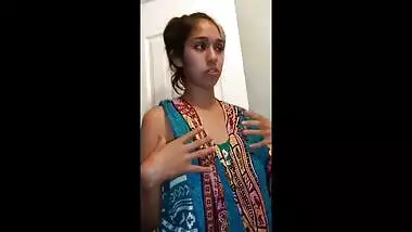 doodhwali indian bhabhi 1