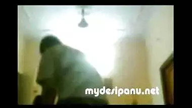 Mumbai hot girl punam fucked by her cousin mms