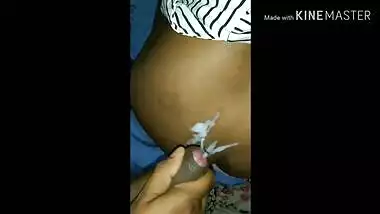 Sri lankan cumshot and pusylicking සමල්කා ගෙ උරනව ඉරිල්ලක්