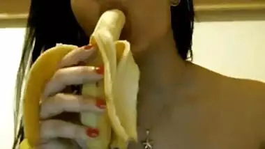 Indian Babe Sucks A Banana