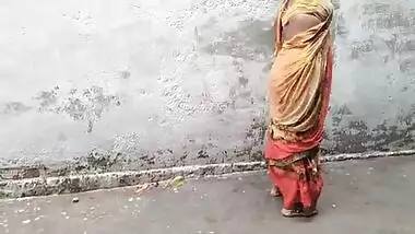 बारिश में नहाने बाद चुदाई का मज़ा ली भाभी ने