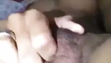 Horny Desi Girl Pussy Fingering