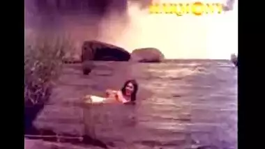 Bathing Siren