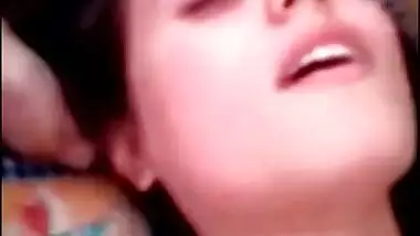 Homemade amateur Arab girlfriend fucking close up