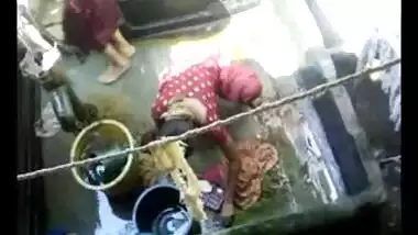 Bangla desi village girls bathing in Dhaka city HQ (5)